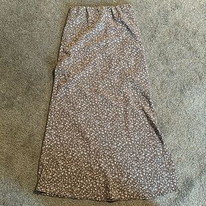 Altar’d state amora floral midi skirt small